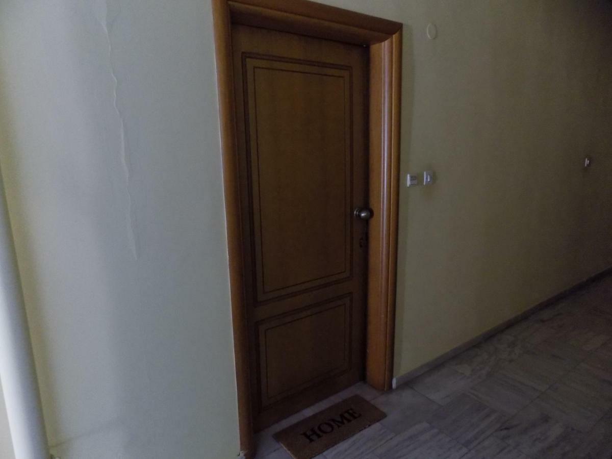 George'S Apartment In Volos Area Екстер'єр фото