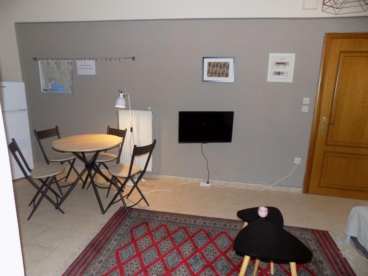 George'S Apartment In Volos Area Екстер'єр фото