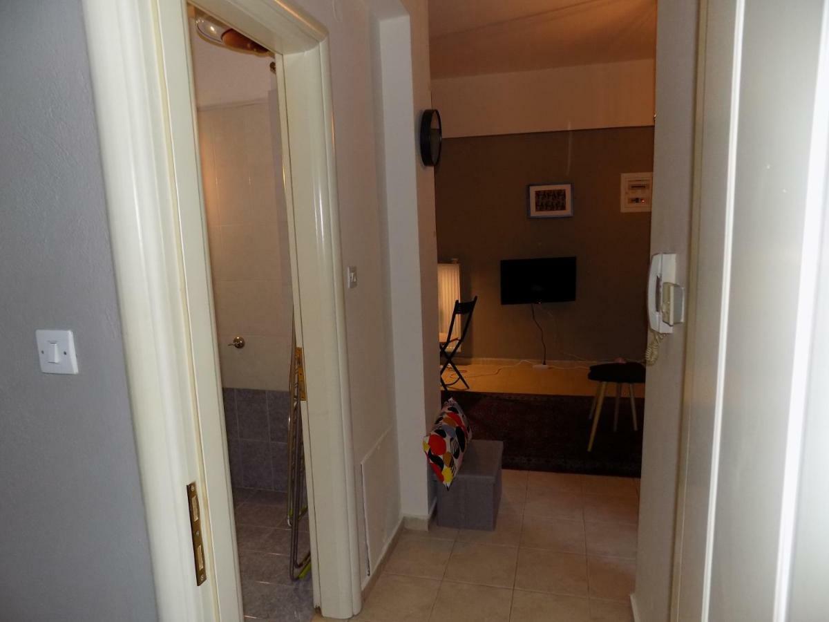George'S Apartment In Volos Area Екстер'єр фото